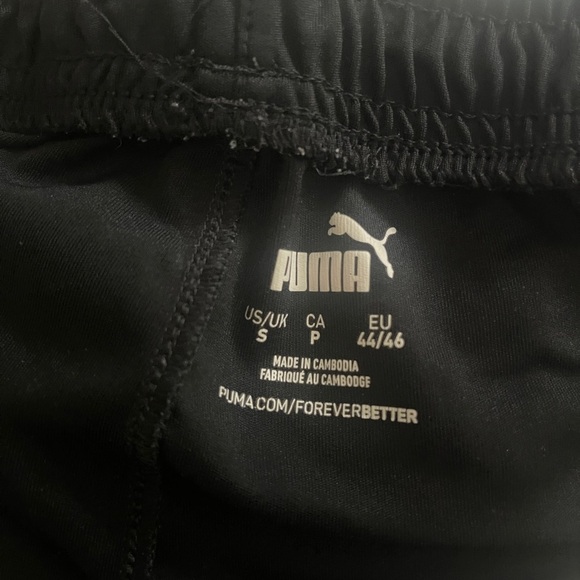 Puma Black Athletic Shorts with Elastic Waistband Small - Picture 3 of 3